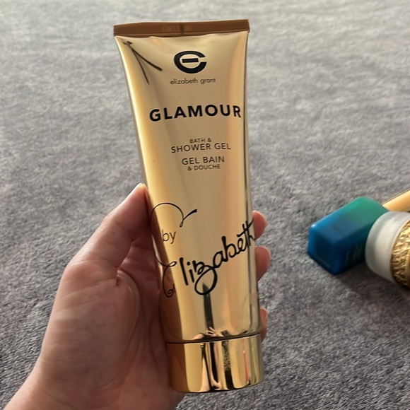 Elizabeth Grant glamour bath and shower gell 200 ml - Picture 5 of 6